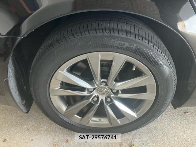 Lexus LS 2015-05 8005547-3