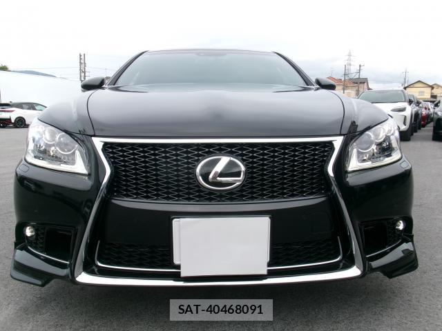 Lexus LS 2016-01 8005717-9