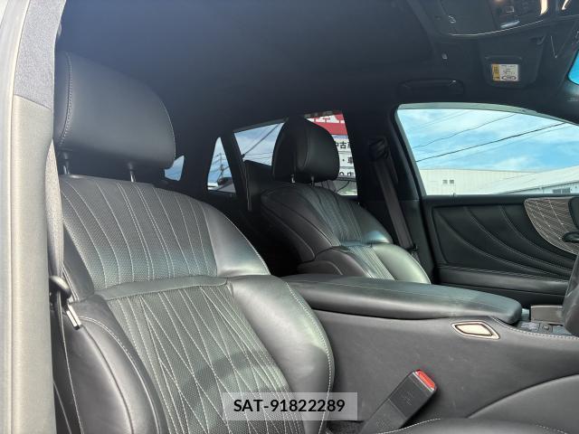 Lexus LS 2020-11 8006795-14