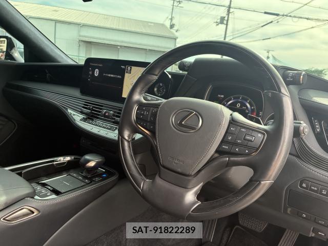 Lexus LS 2020-11 8006795-16