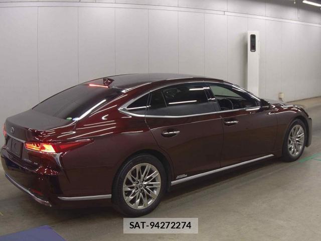 Lexus LS 2017-12 8007498-1
