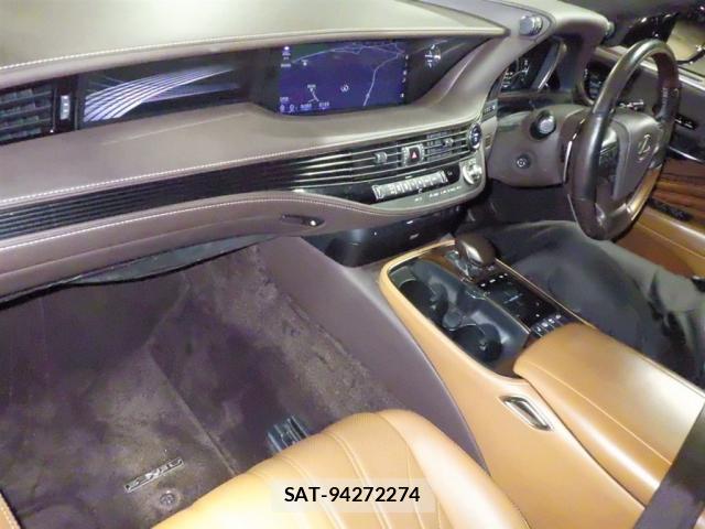 Lexus LS 2017-12 8007498-2