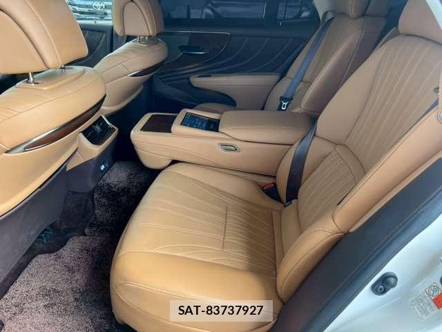 Lexus LS 2018-08 8010337-8