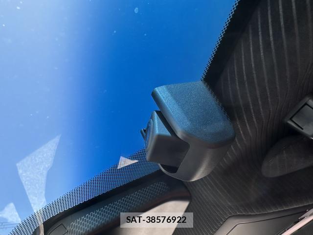 Lexus LS 2015-03 7817880-12