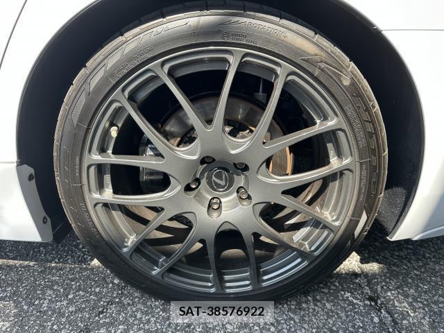Lexus LS 2015-03 7817880-3
