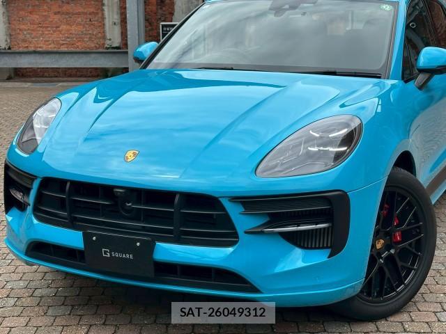 Porsche MACAN 2021-05 8003246-11