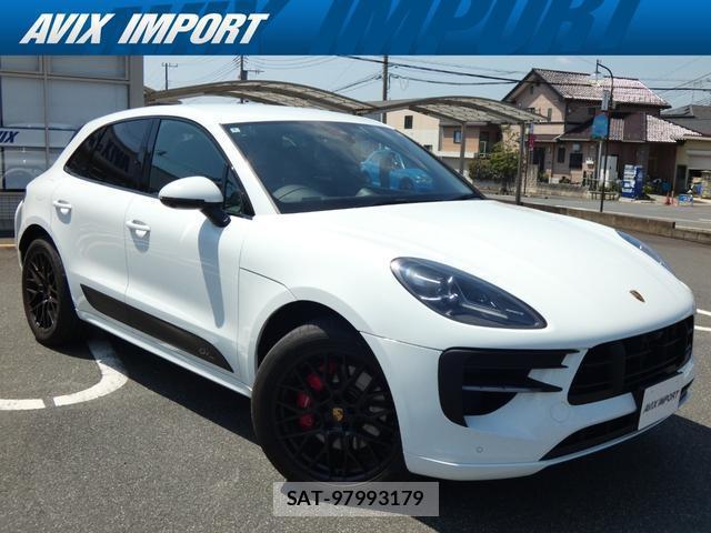 Porsche MACAN 2020-08 8005730-9