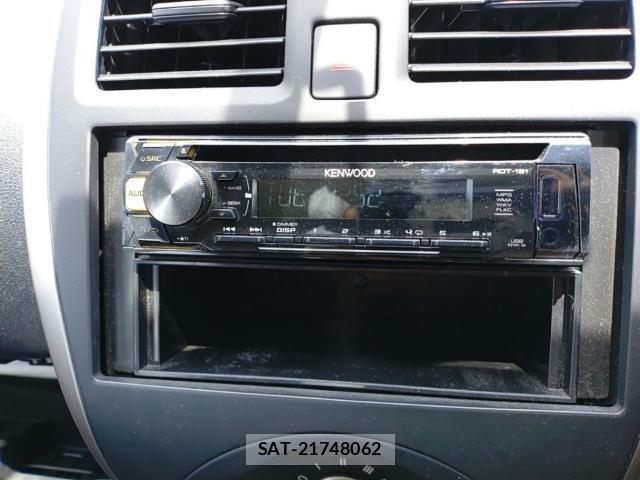 Nissan MARCH 2017-06 8005620-10