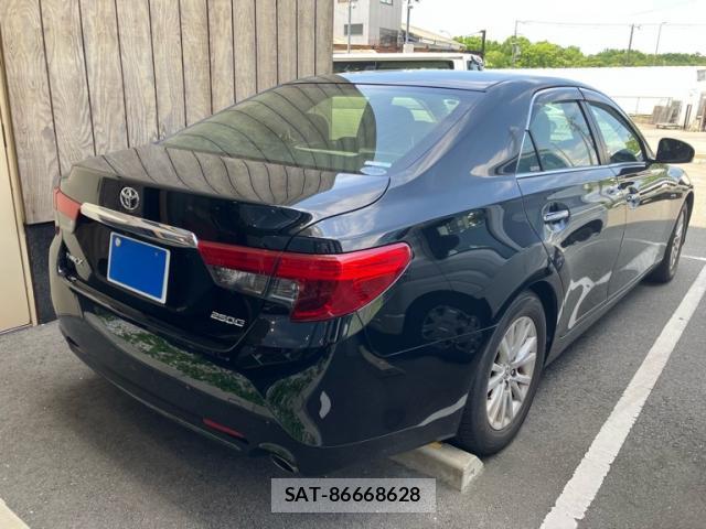 Toyota MARK X 2013-11 8005178-3