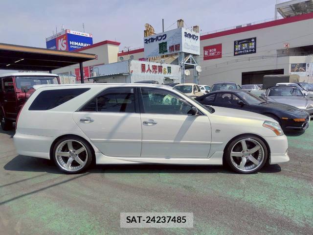 Toyota MARK II 2002-04 8011277-7