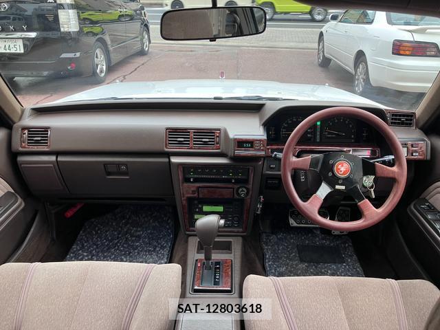 Toyota MARK II 1993-11 8008373-16