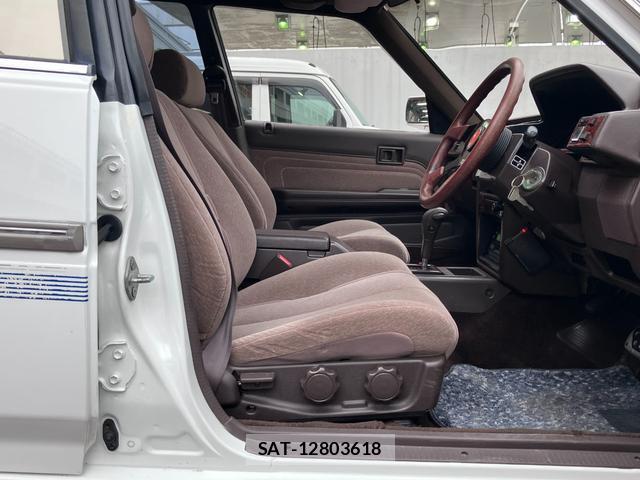Toyota MARK II 1993-11 8008373-17