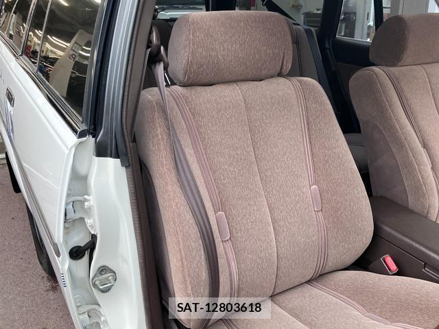 Toyota MARK II 1993-11 8008373-18