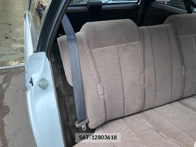 Toyota MARK II 1993-11 8008373-19