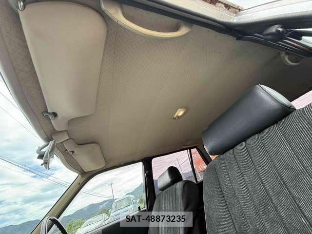 Toyota MARK II 1979-04 8011217-7