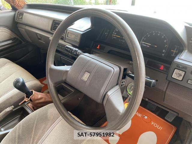 Toyota MARK II 1992-08 8012559-10