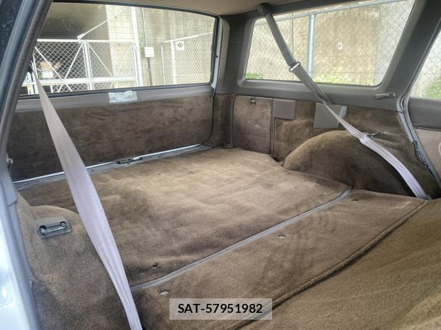 Toyota MARK II 1992-08 8012559-17