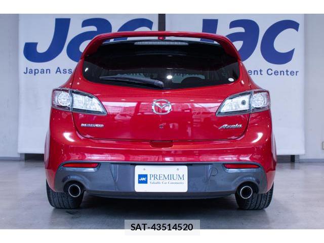 Mazda AXELA 2013-06 8010460-12