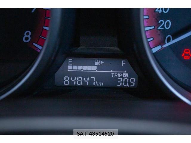 Mazda AXELA 2013-06 8010460-17