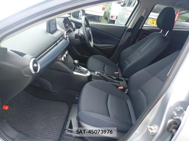 Mazda MAZDA2 2021-07 8005618-15