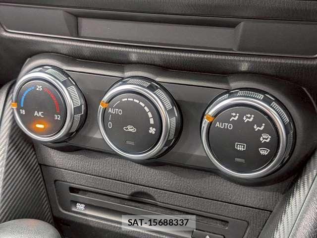 Mazda MAZDA2 2021-10 8009382-17