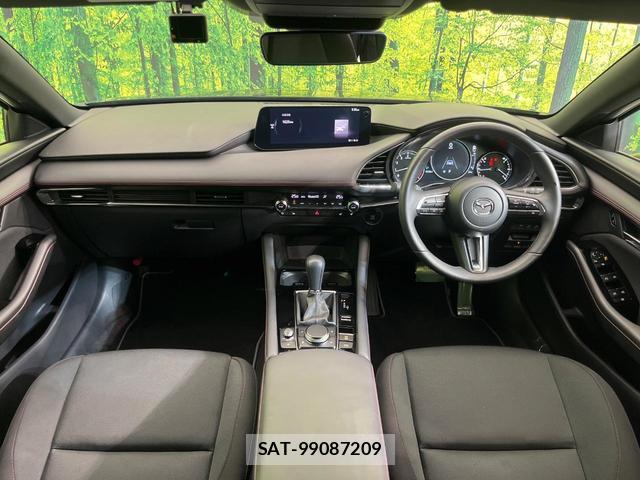 Mazda MAZDA3 2025-01 8003110-1