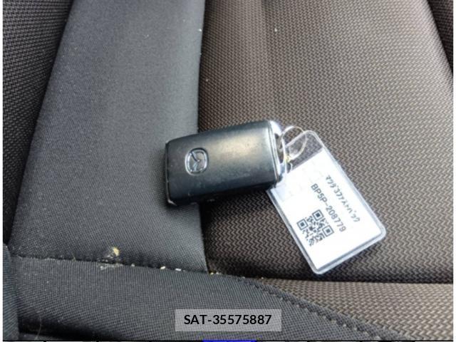 Mazda MAZDA3 2023-04 8003265-7