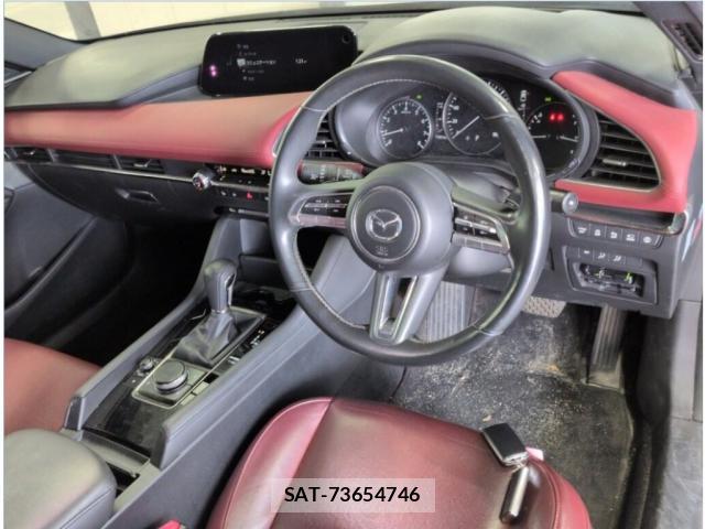 Mazda MAZDA3 2020-03 8003352-2