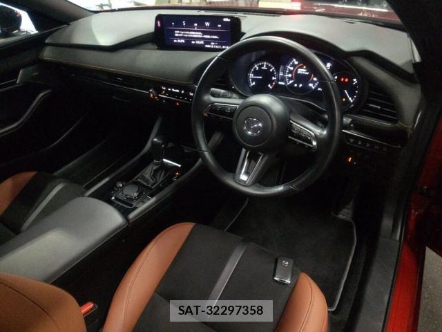 Mazda MAZDA3 2024-06 8003734-2