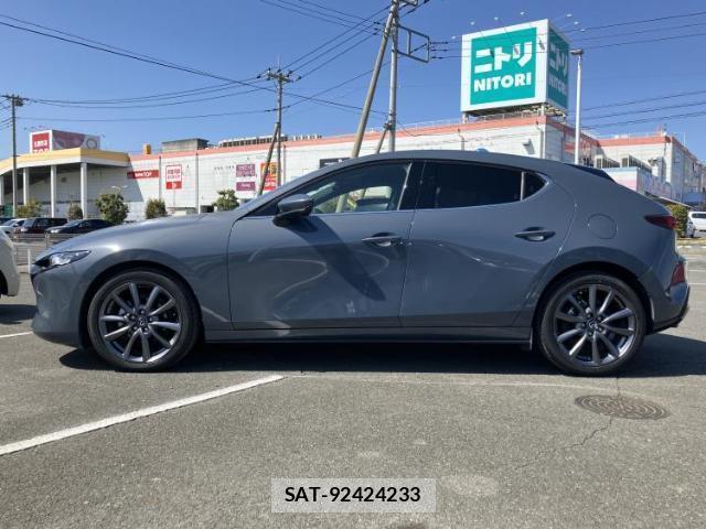 Mazda MAZDA3 2019-12 8004184-1