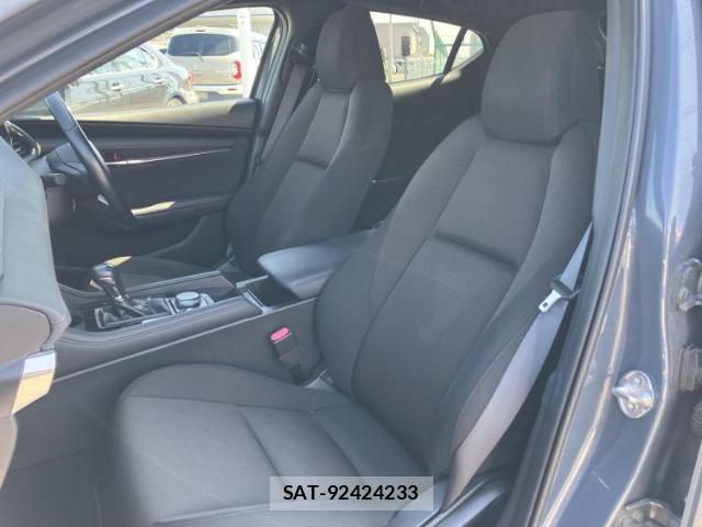 Mazda MAZDA3 2019-12 8004184-5