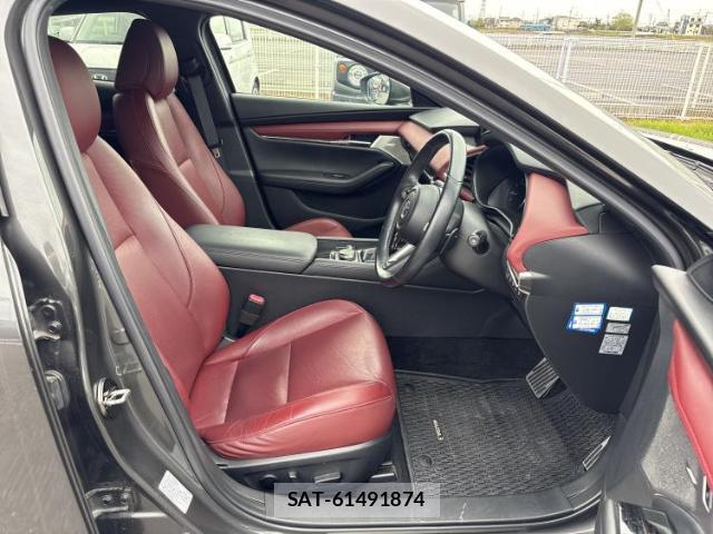 Mazda MAZDA3 2021-01 8004449-3
