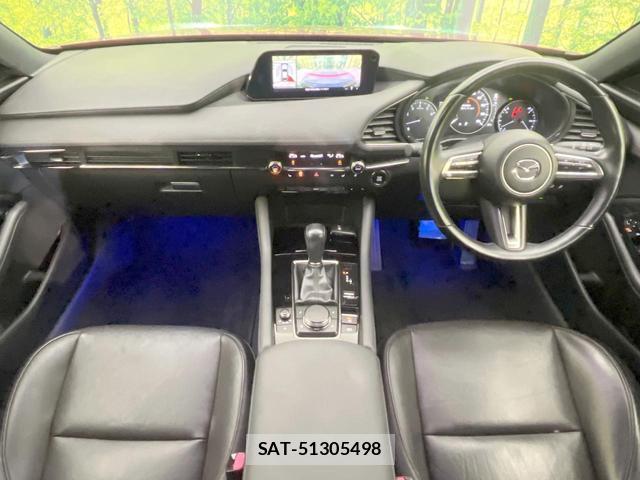 Mazda MAZDA3 2019-08 8005755-1