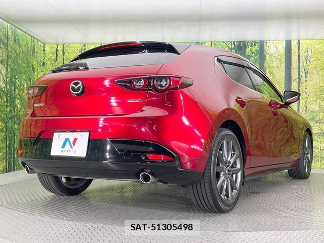 Mazda MAZDA3 2019-08 8005755-16