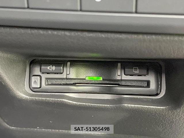 Mazda MAZDA3 2019-08 8005755-5