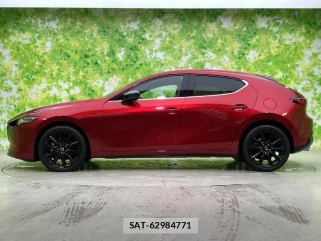 Mazda MAZDA3 2023-06 8005895-1