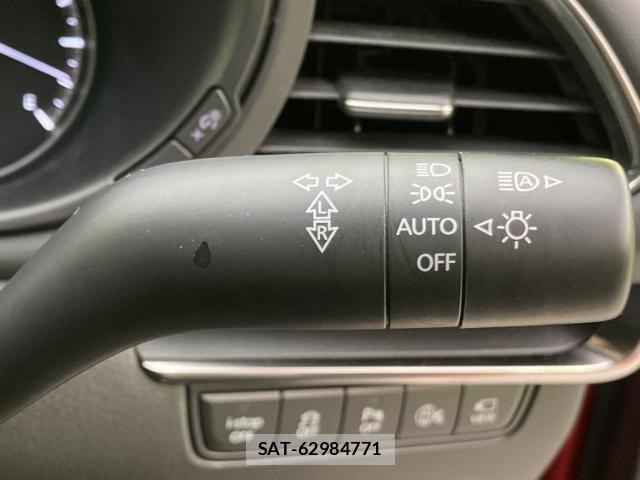 Mazda MAZDA3 2023-06 8005895-15