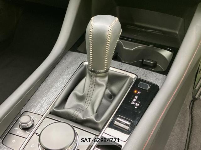 Mazda MAZDA3 2023-06 8005895-17