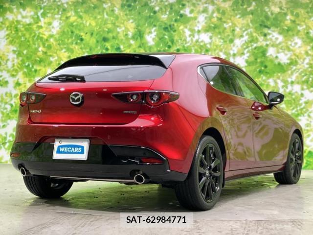 Mazda MAZDA3 2023-06 8005895-2