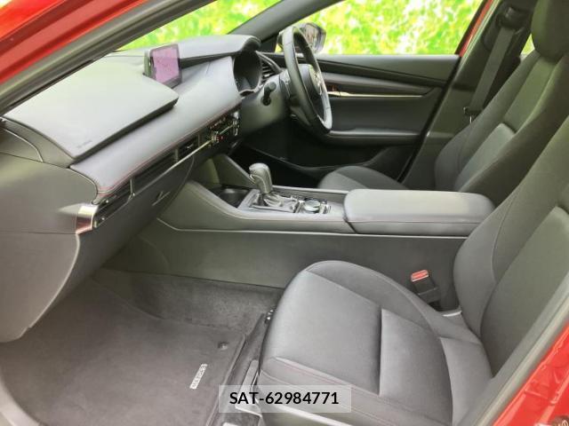 Mazda MAZDA3 2023-06 8005895-5