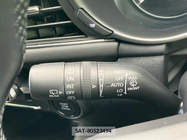 Mazda MAZDA3 2019-07 8006321-16