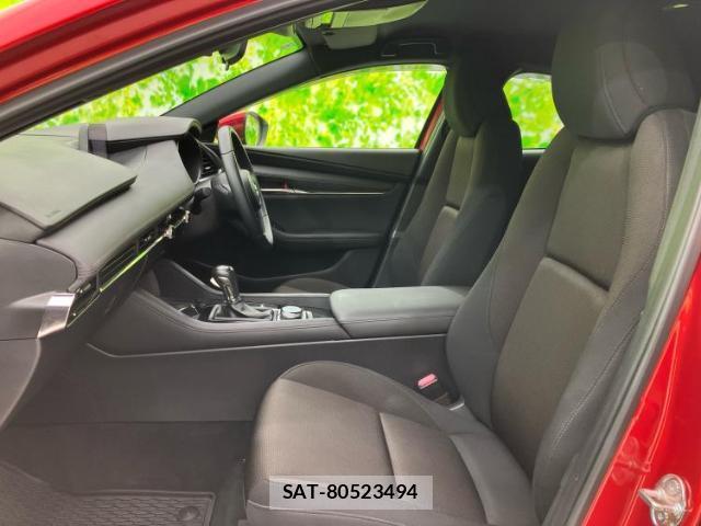 Mazda MAZDA3 2019-07 8006321-5