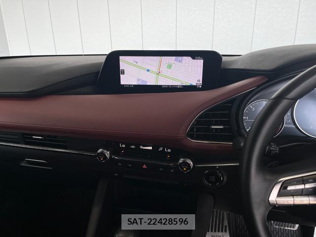 Mazda MAZDA3 2022-03 8006369-10