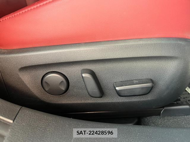 Mazda MAZDA3 2022-03 8006369-11