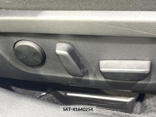 Mazda MAZDA3 2020-02 8006878-6