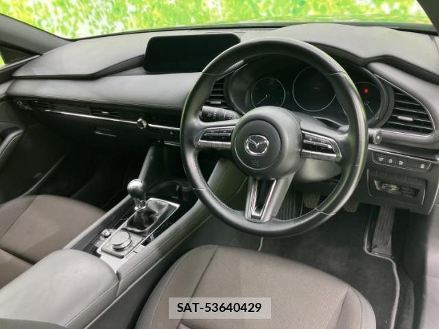 Mazda MAZDA3 2021-07 8007816-3