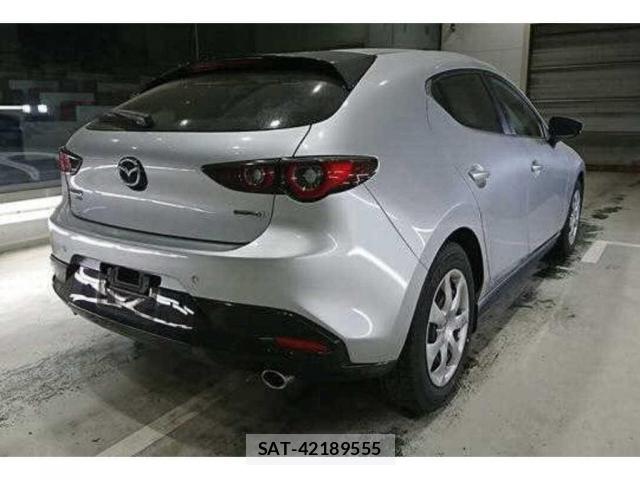 Mazda MAZDA3 2022-05 8007997-1