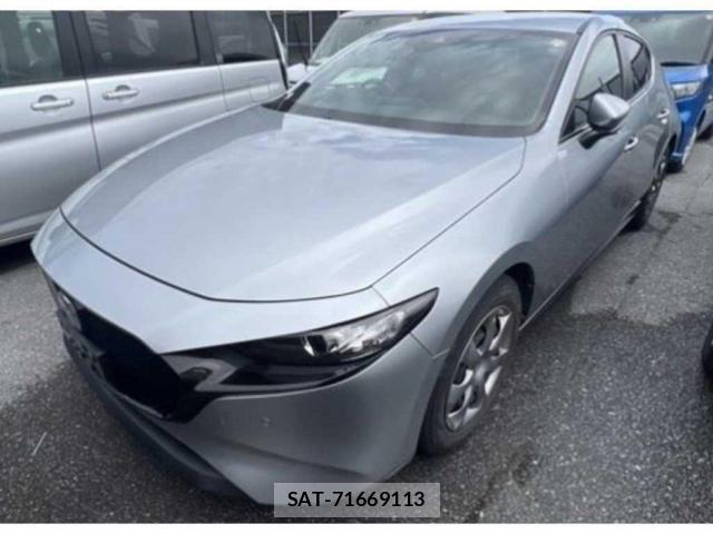 Mazda MAZDA3 2022-06 8008047-3