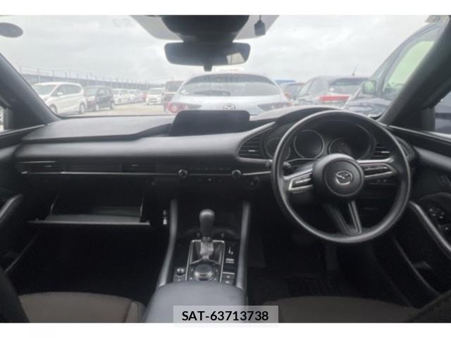 Mazda MAZDA3 2022-05 8008048-2