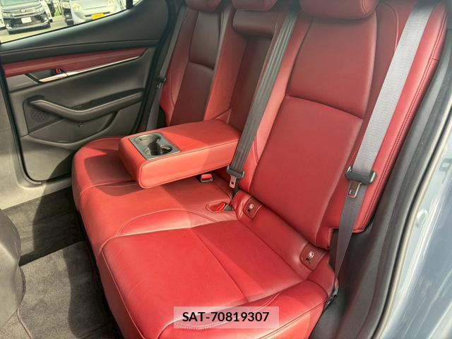 Mazda MAZDA3 2020-08 8008462-15